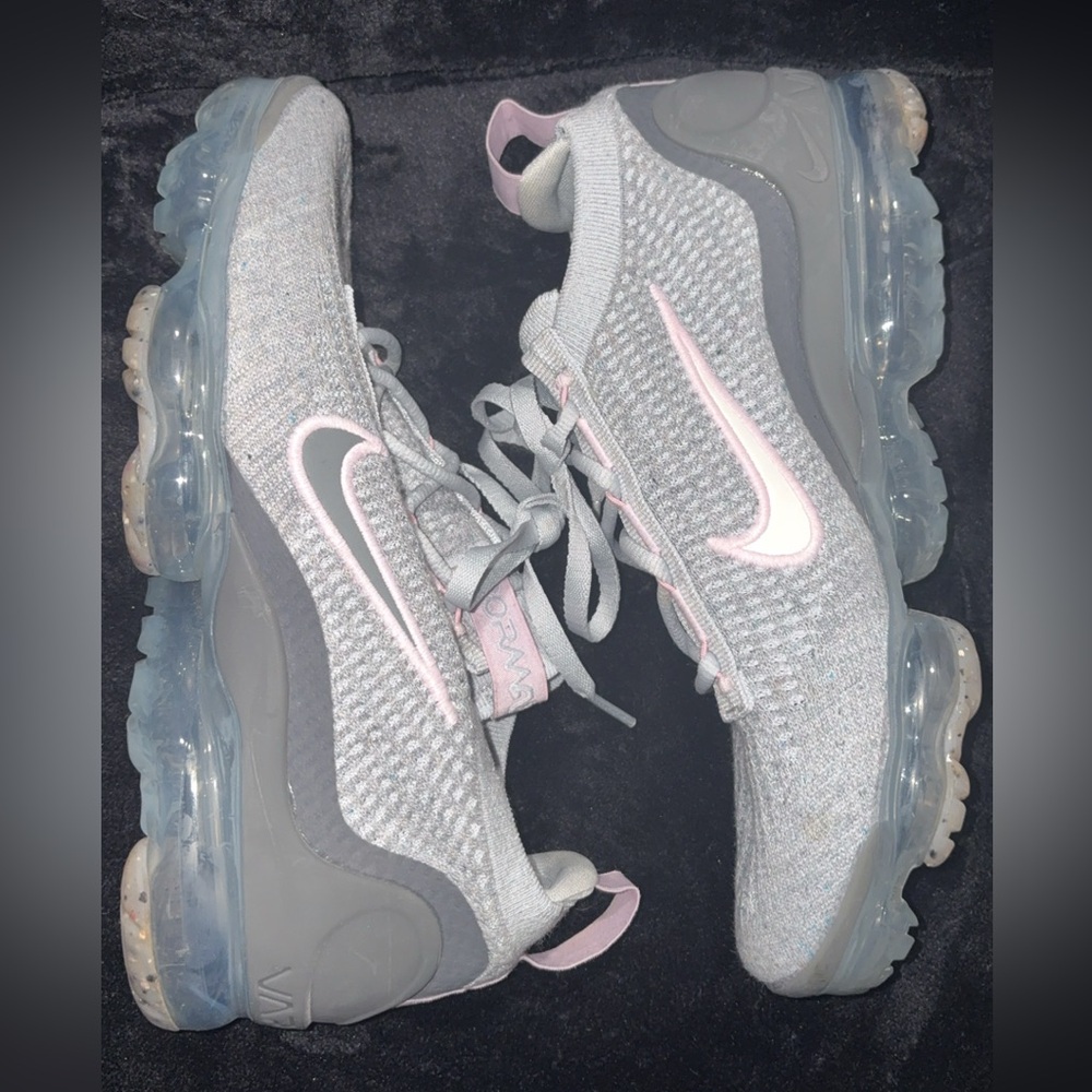 Nike Women's Gray and Pink Vapor Max Sneakers - Picture 3 of 6